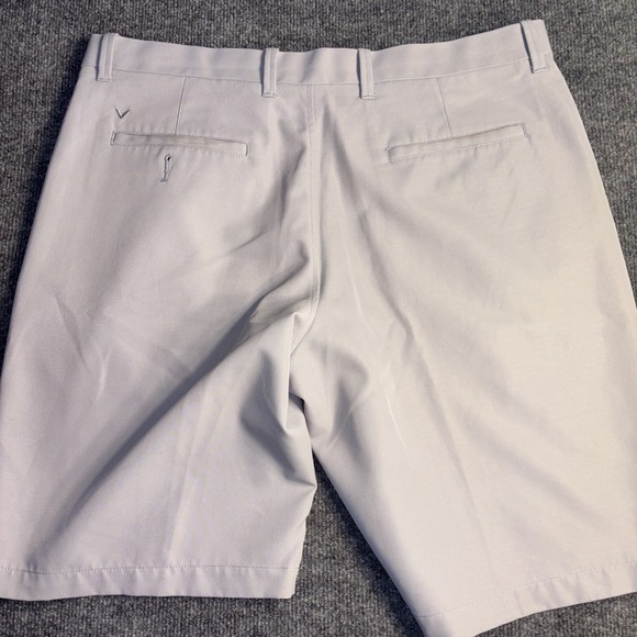 Callaway Bermuda Shorts Mens Size 36 Gray Slash Pockets Fitted Waist Mid Rise - Picture 7 of 7